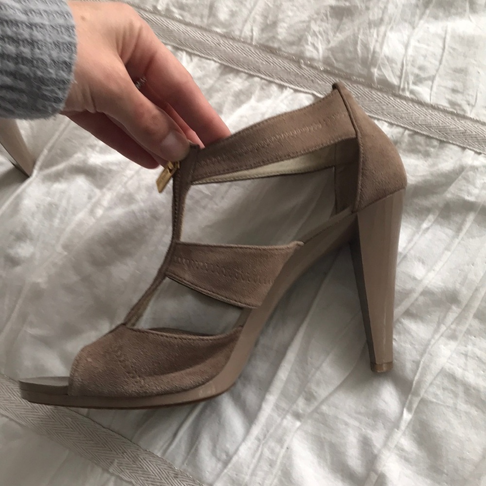 Great Michael Kors heels!